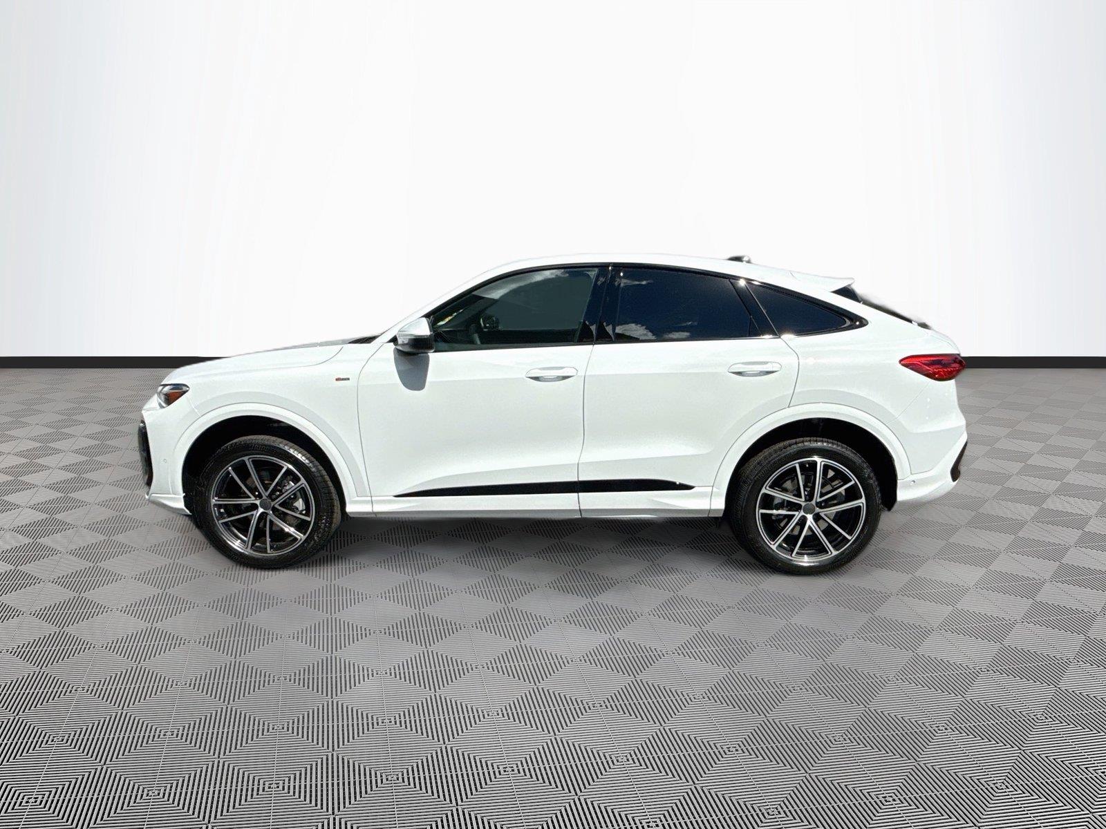 2026 Audi Q5 Sportback Premium