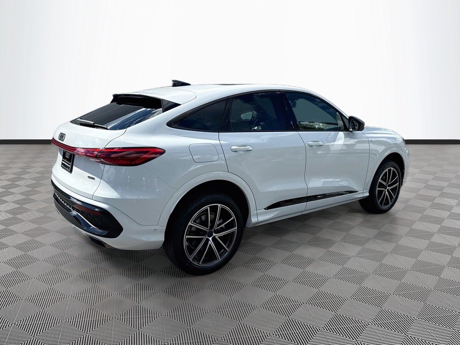 2026 Audi Q5 Sportback Premium