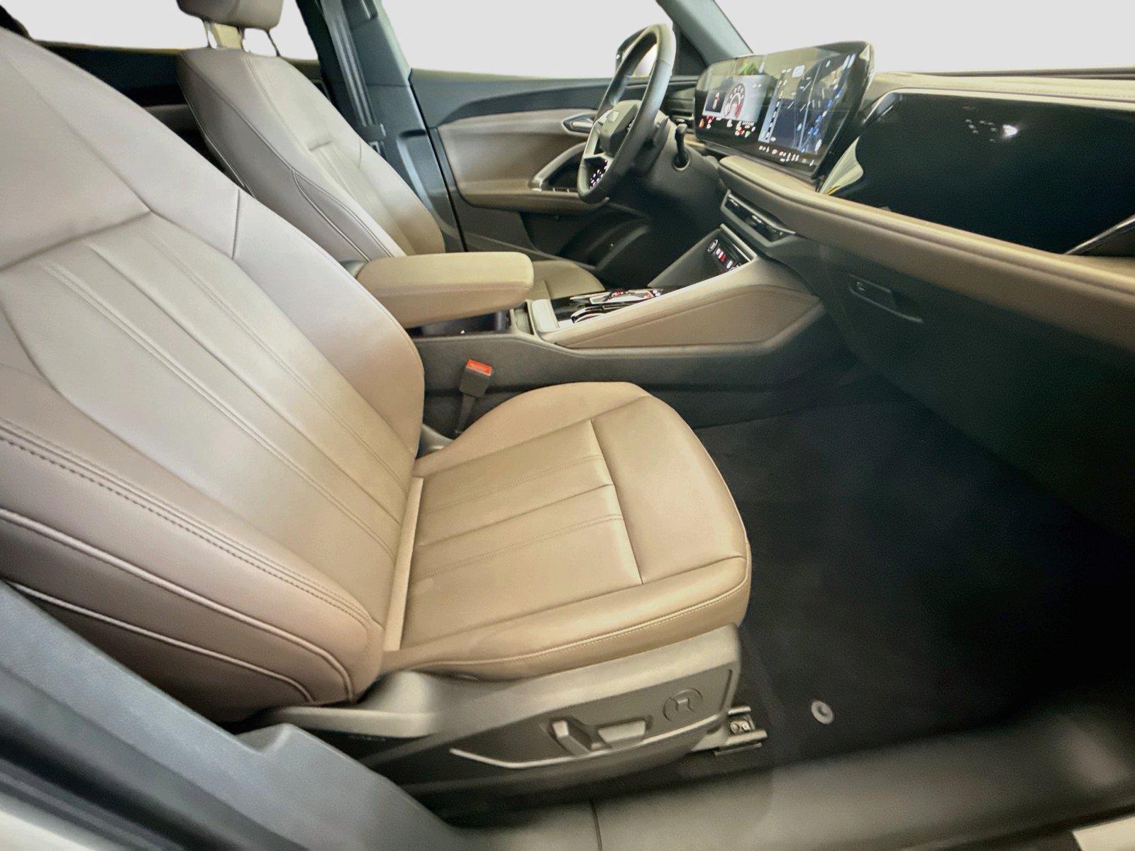 2026 Audi Q5 Sportback Premium