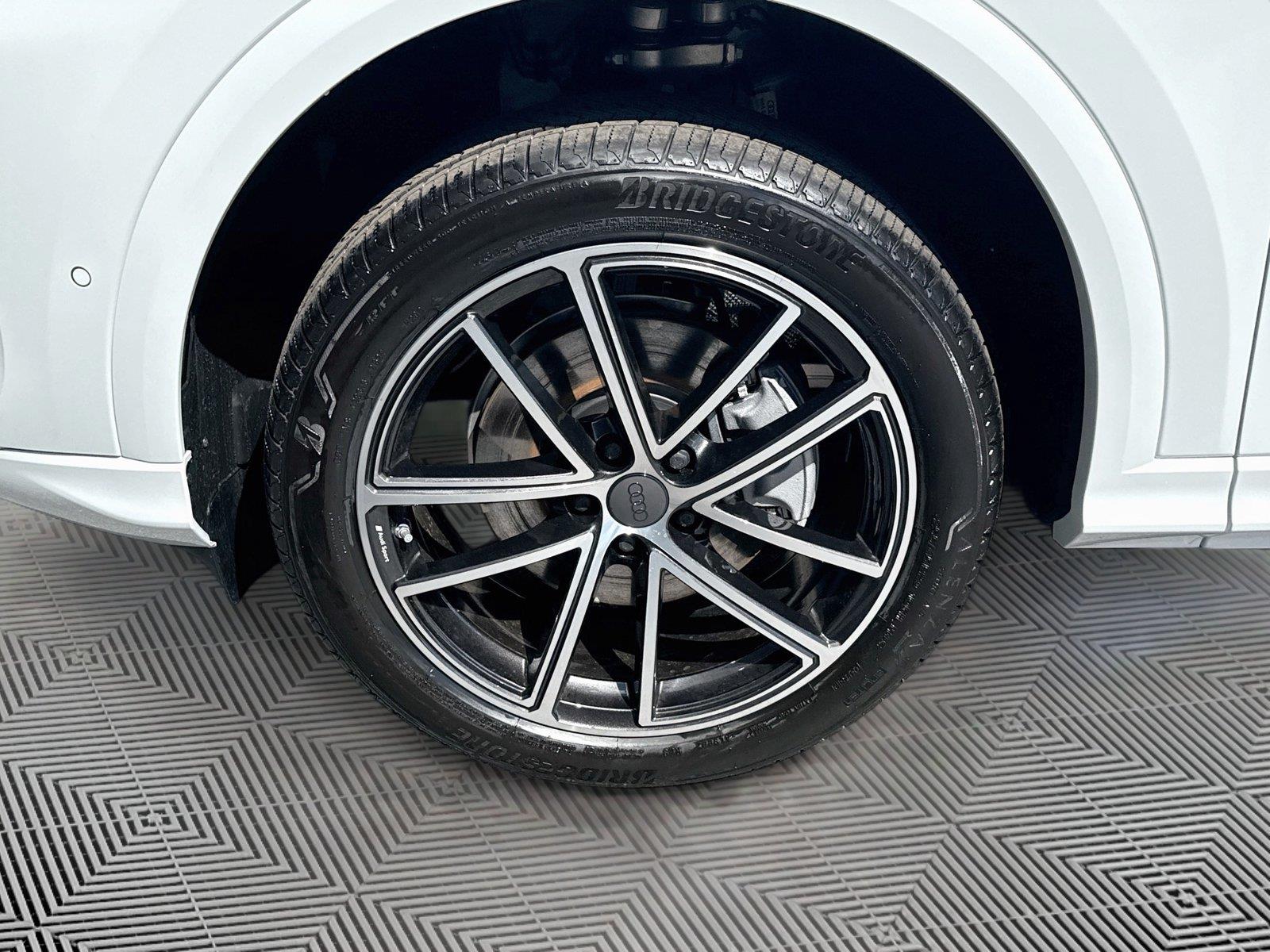 2026 Audi Q5 Sportback Premium