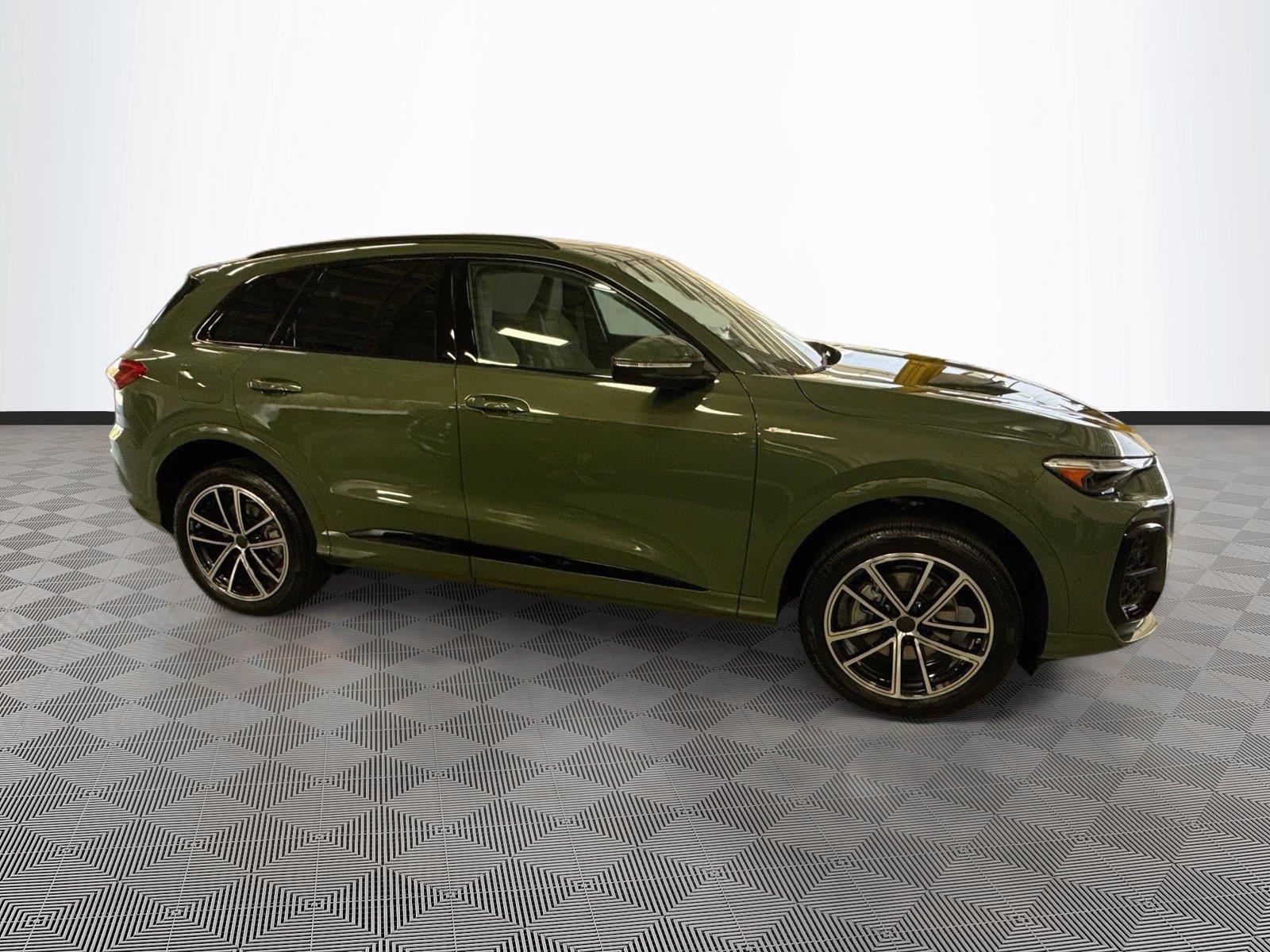 2026 Audi Q5 Premium Plus