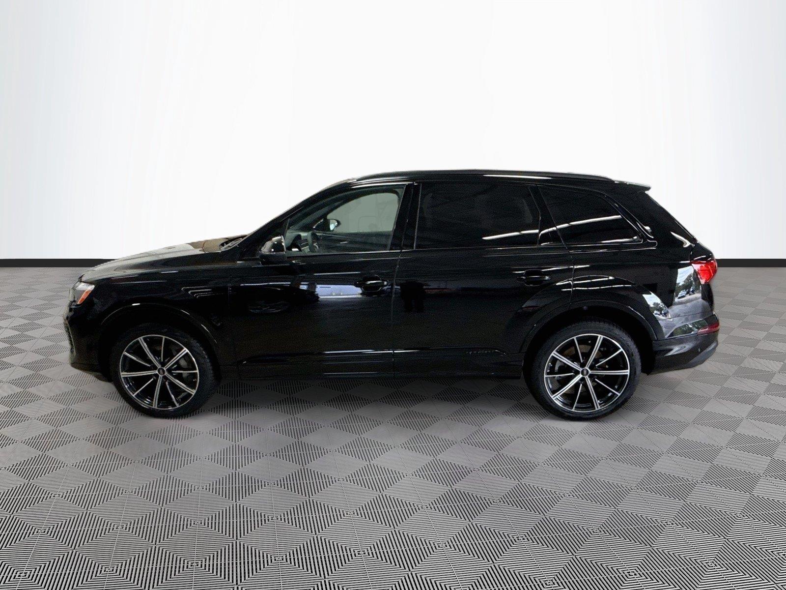 2026 Audi Q7 Premium Plus