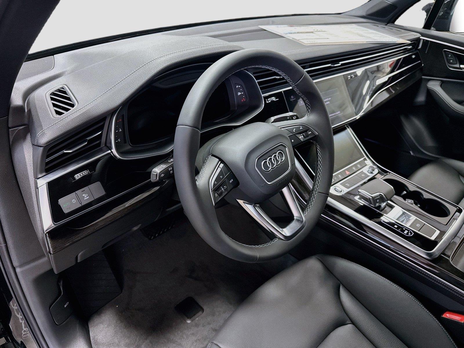 2026 Audi Q7 Premium Plus