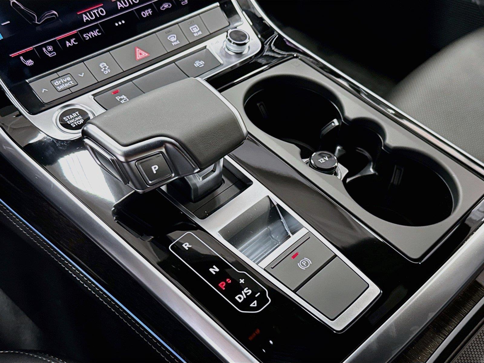 2026 Audi Q7 Premium Plus