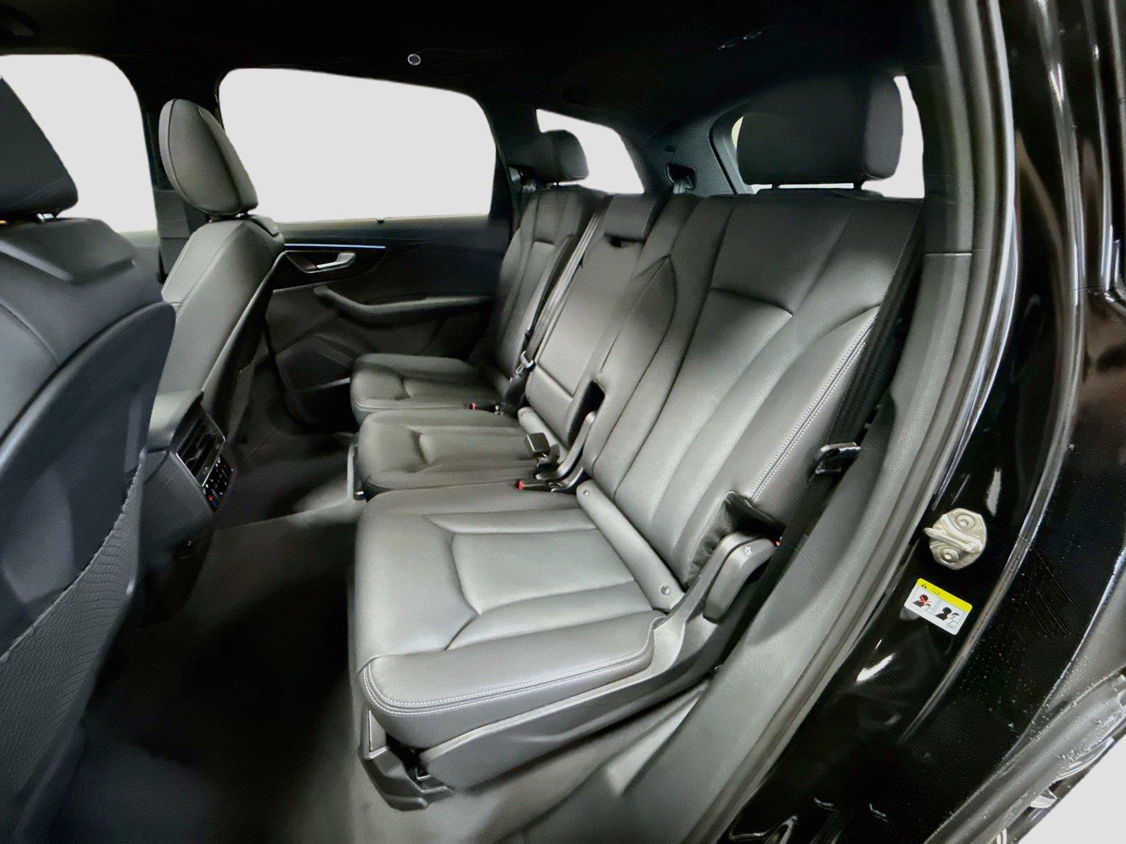 2026 Audi Q7 Premium Plus