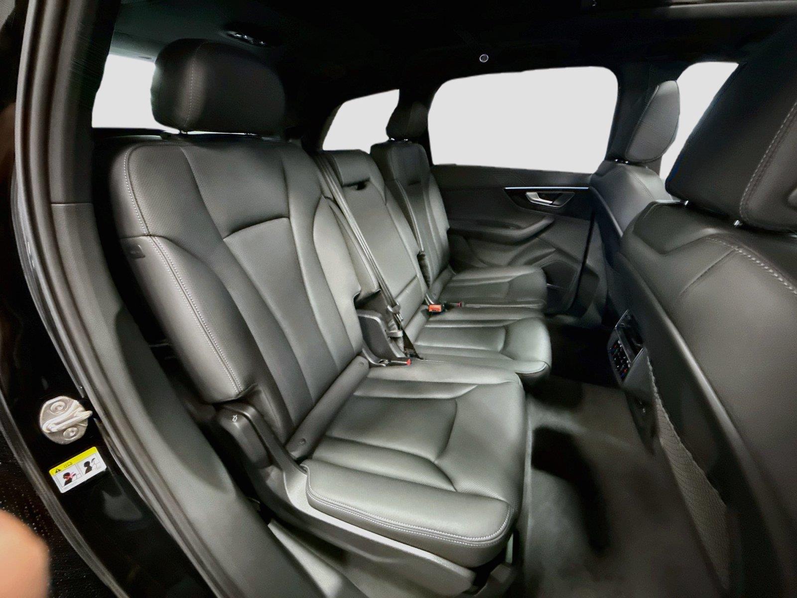 2026 Audi Q7 Premium Plus