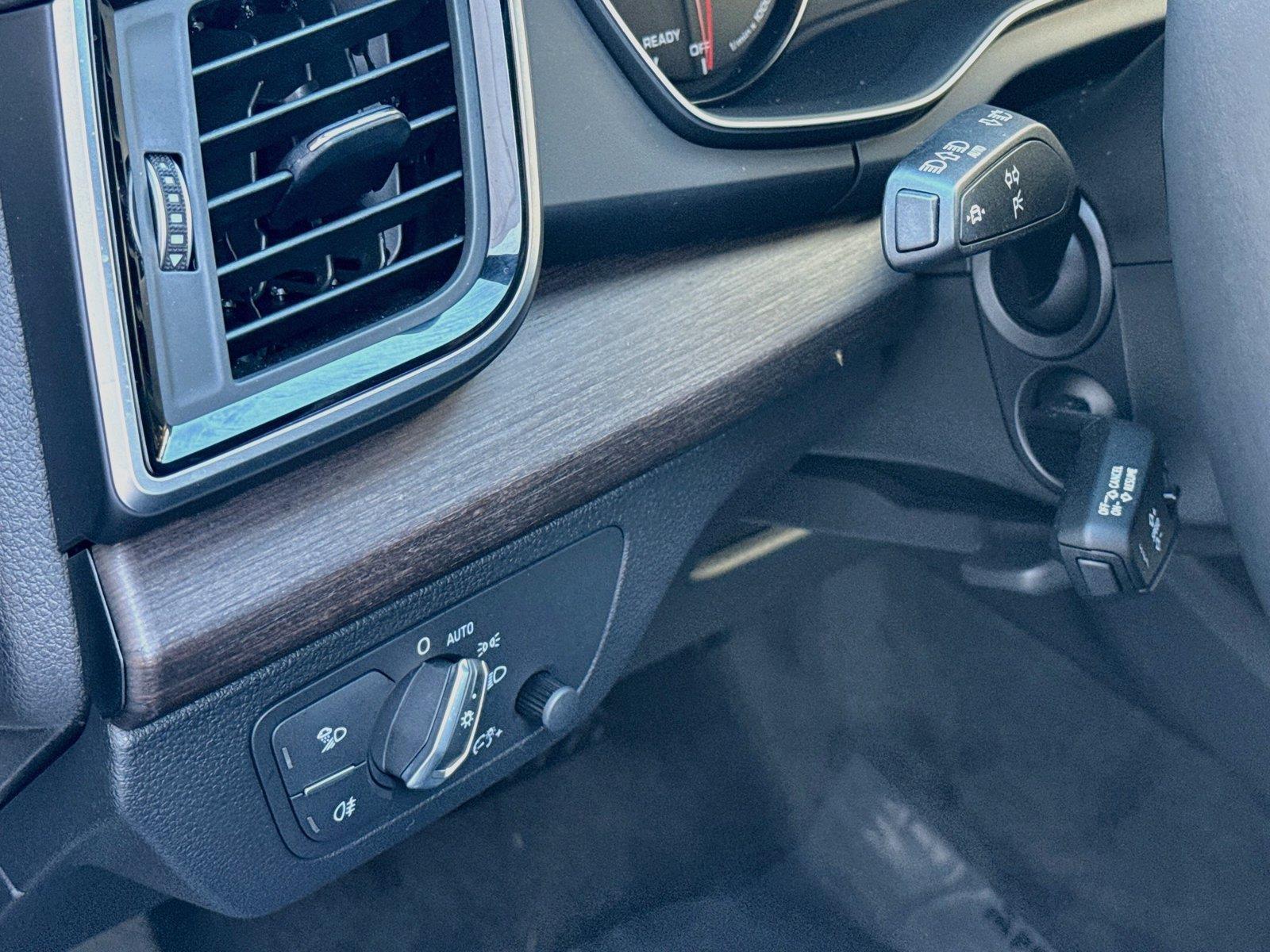 2023 Audi Q5 Sportback S line Premium