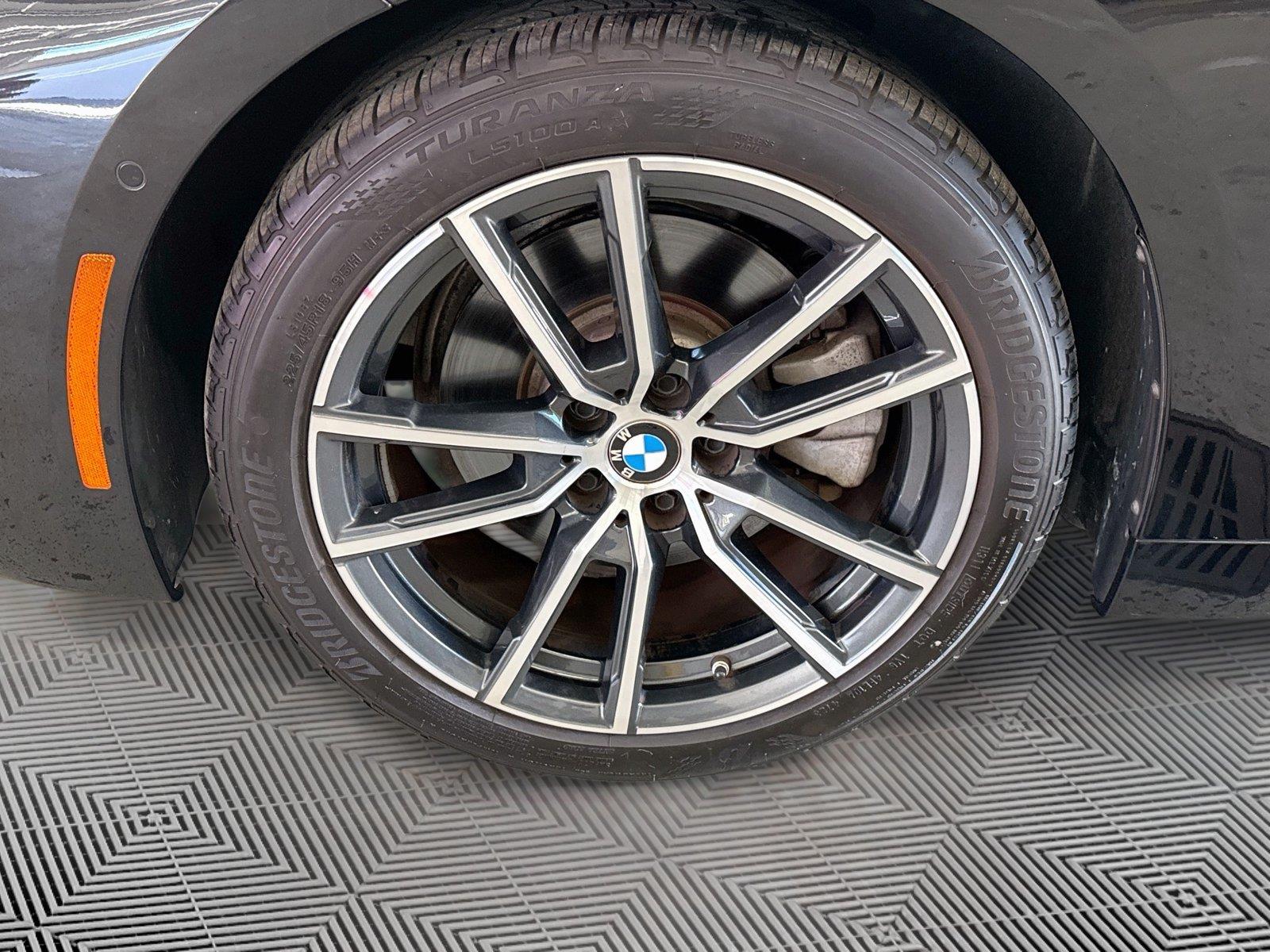 2024 BMW 2 Series 230i