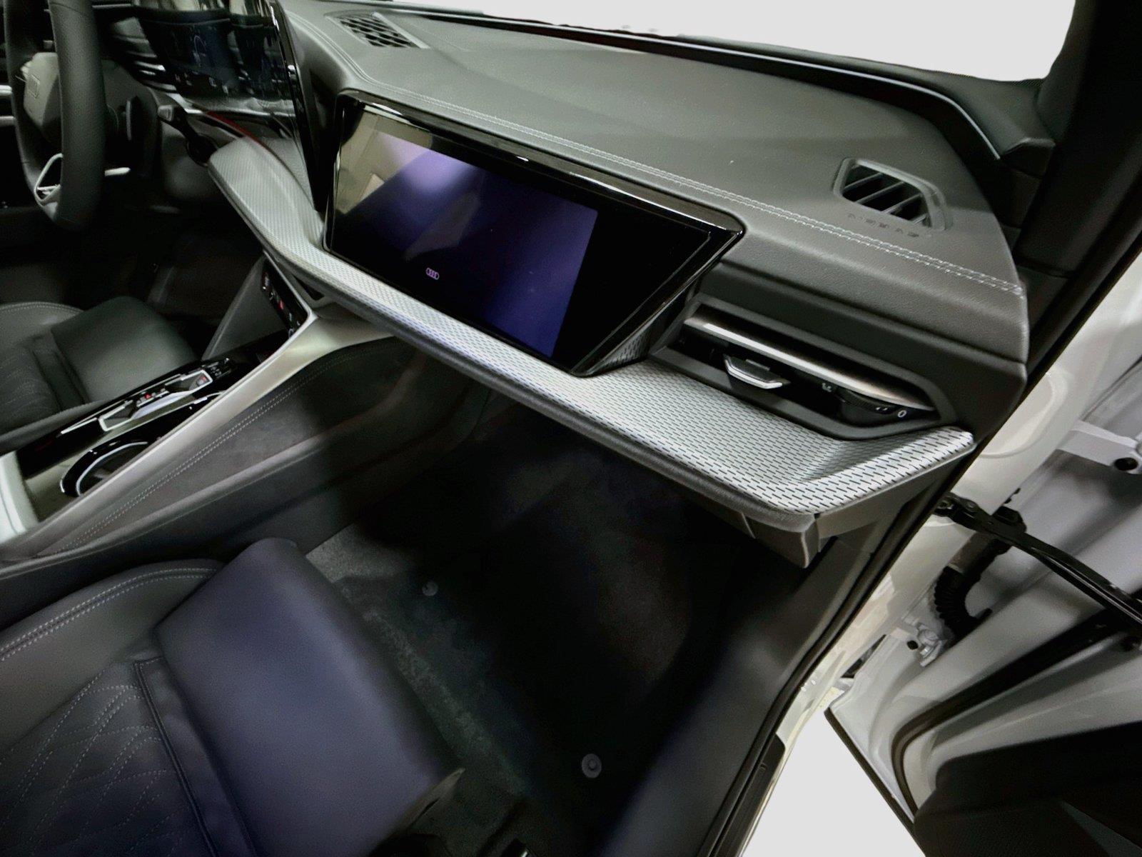 2026 Audi SQ5 Premium Plus