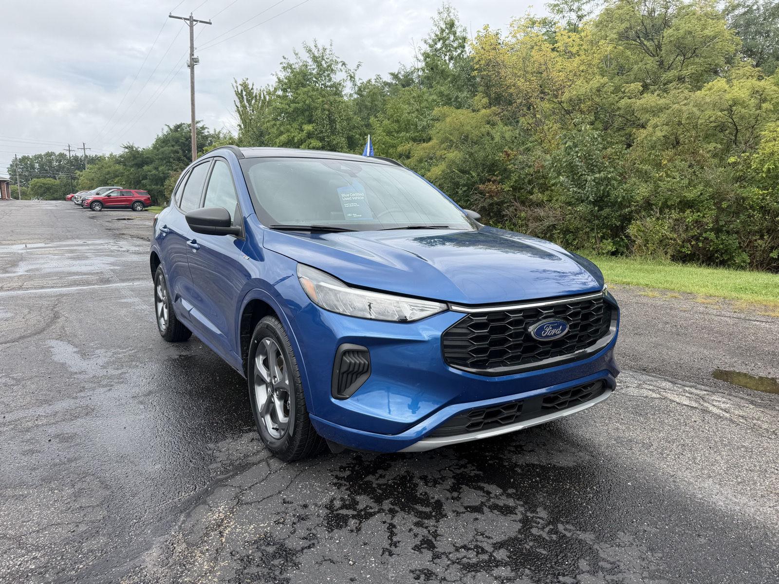 2023 Atlas Blue Metallic Ford Escape ST-Line AWD SUV