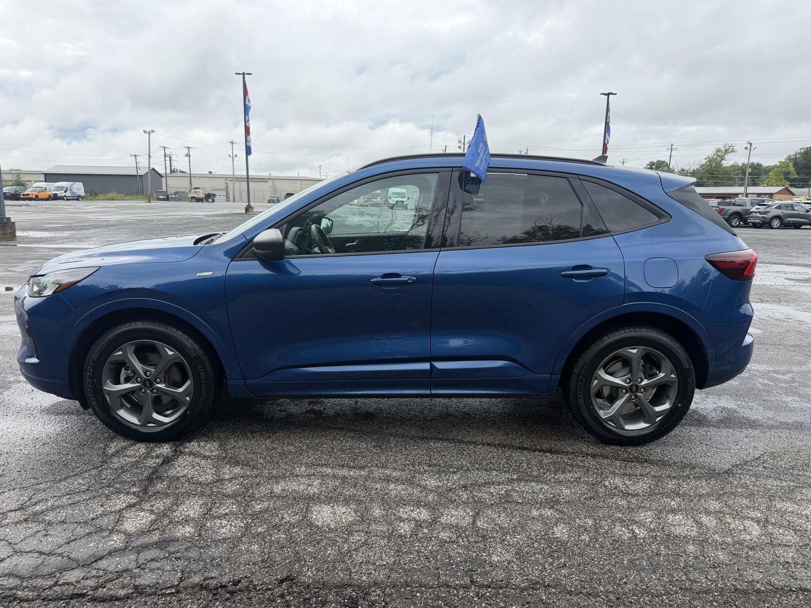 2023 Atlas Blue Metallic Ford Escape ST-Line AWD SUV