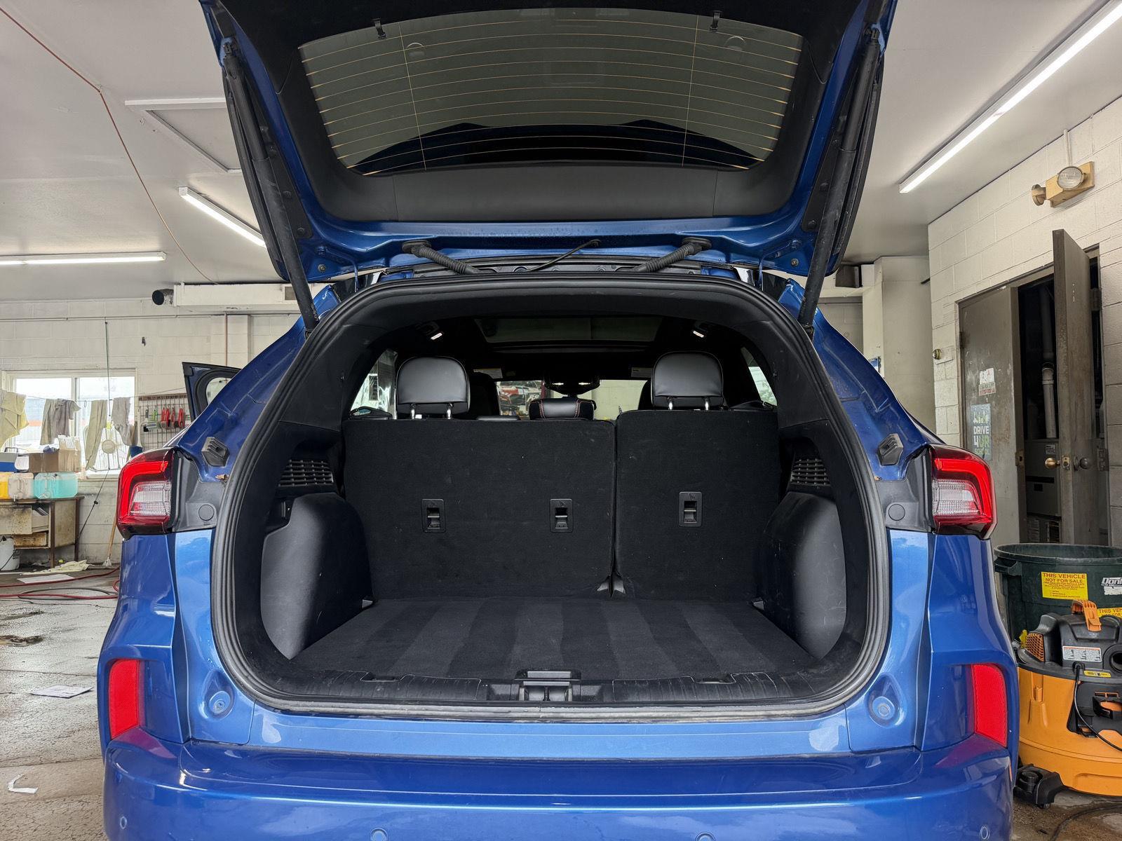 2023 Atlas Blue Metallic Ford Escape ST-Line AWD SUV