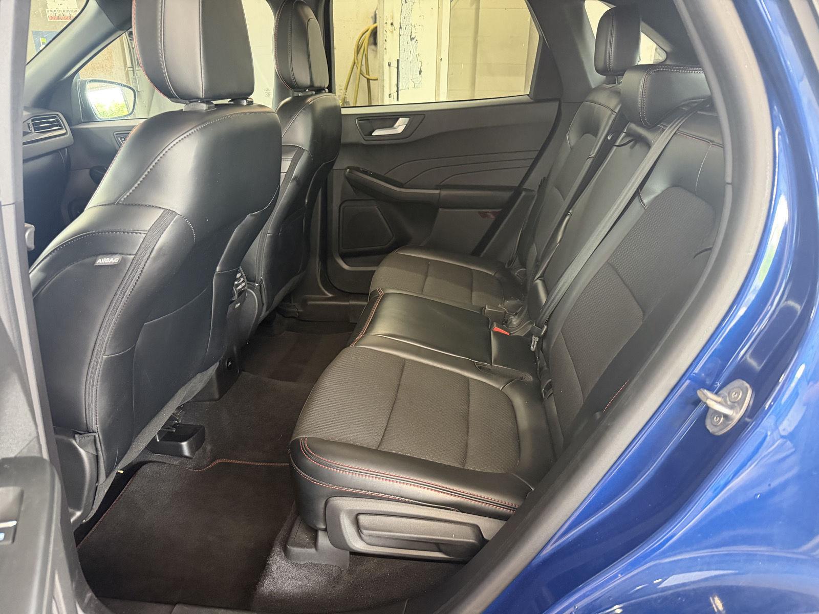 2023 Atlas Blue Metallic Ford Escape ST-Line AWD SUV