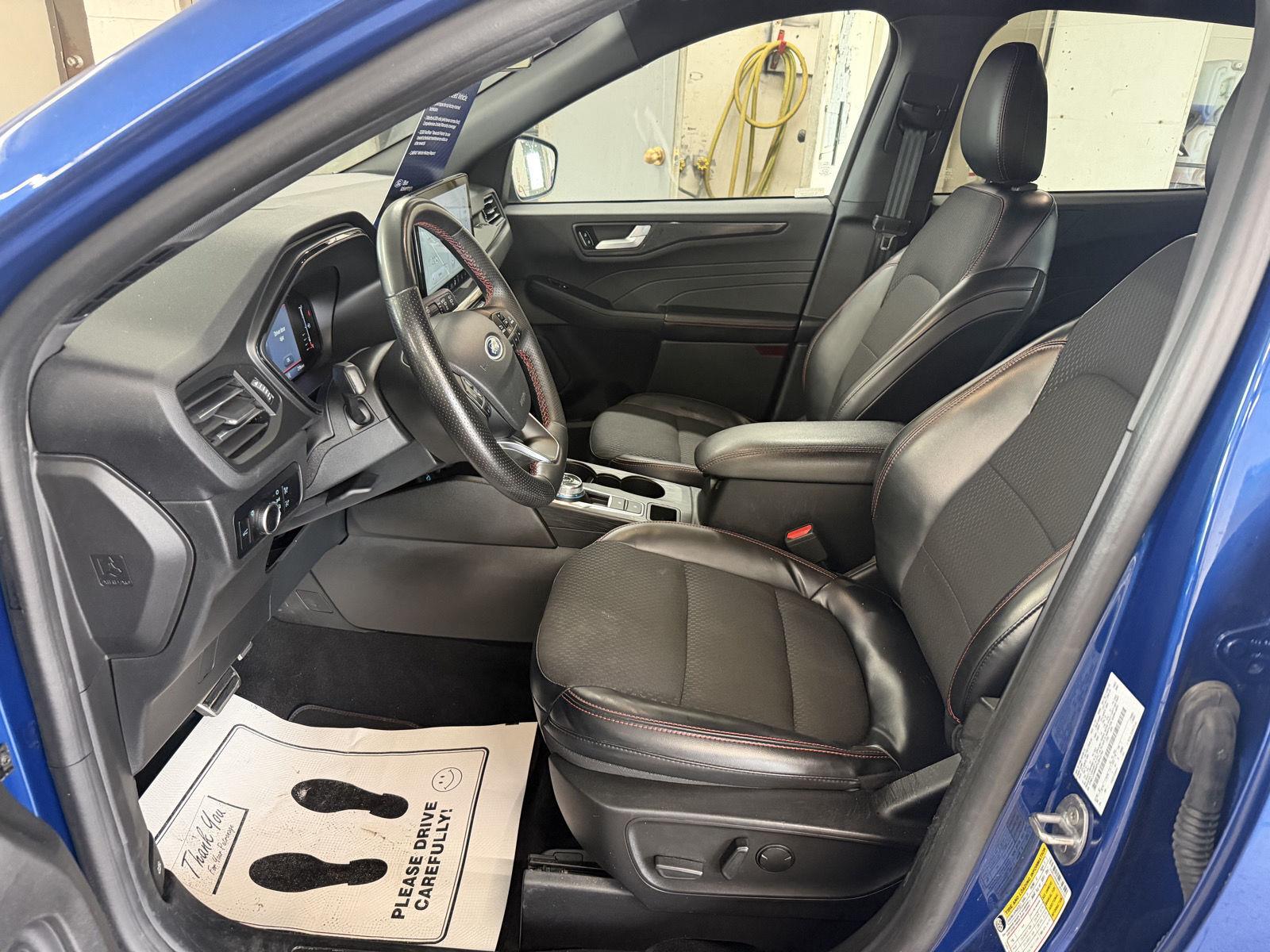 2023 Atlas Blue Metallic Ford Escape ST-Line AWD SUV