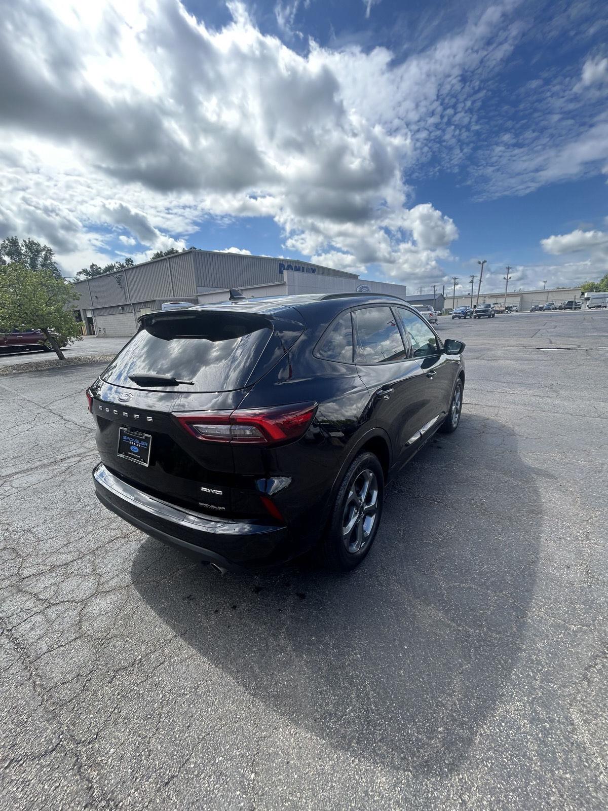 2023 Agate Black Metallic Ford Escape ST-Line AWD SUV