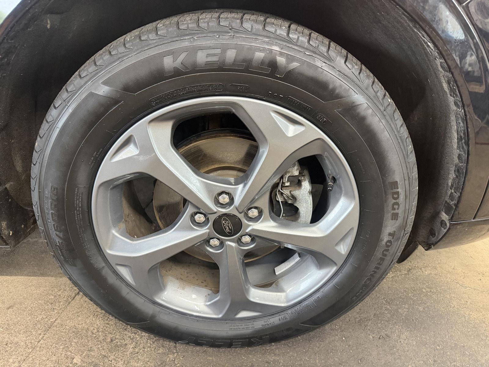 2023 Agate Black Metallic Ford Escape ST-Line AWD SUV
