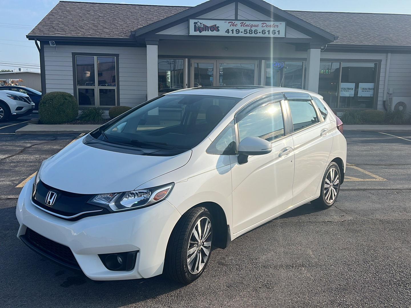 White Orchid Pearl 2017 Honda Fit Hatchback Front-Wheel Drive Continuously Variable Transmission