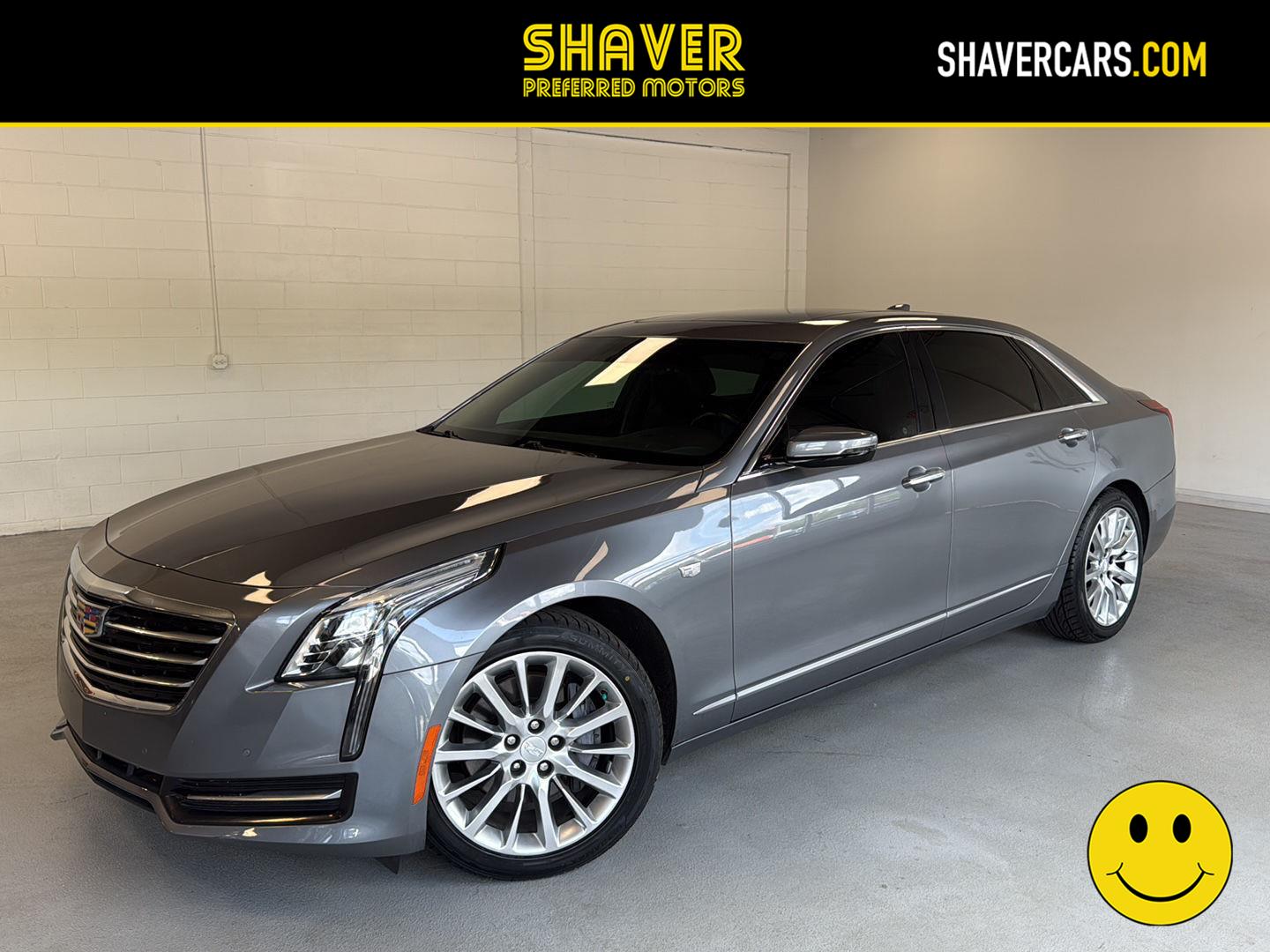 102-005 1/18 キャデラック Cadillac XTS グレー 1/18 Dealer Edition Cadillac XTS (Grey) Diecast Car Model