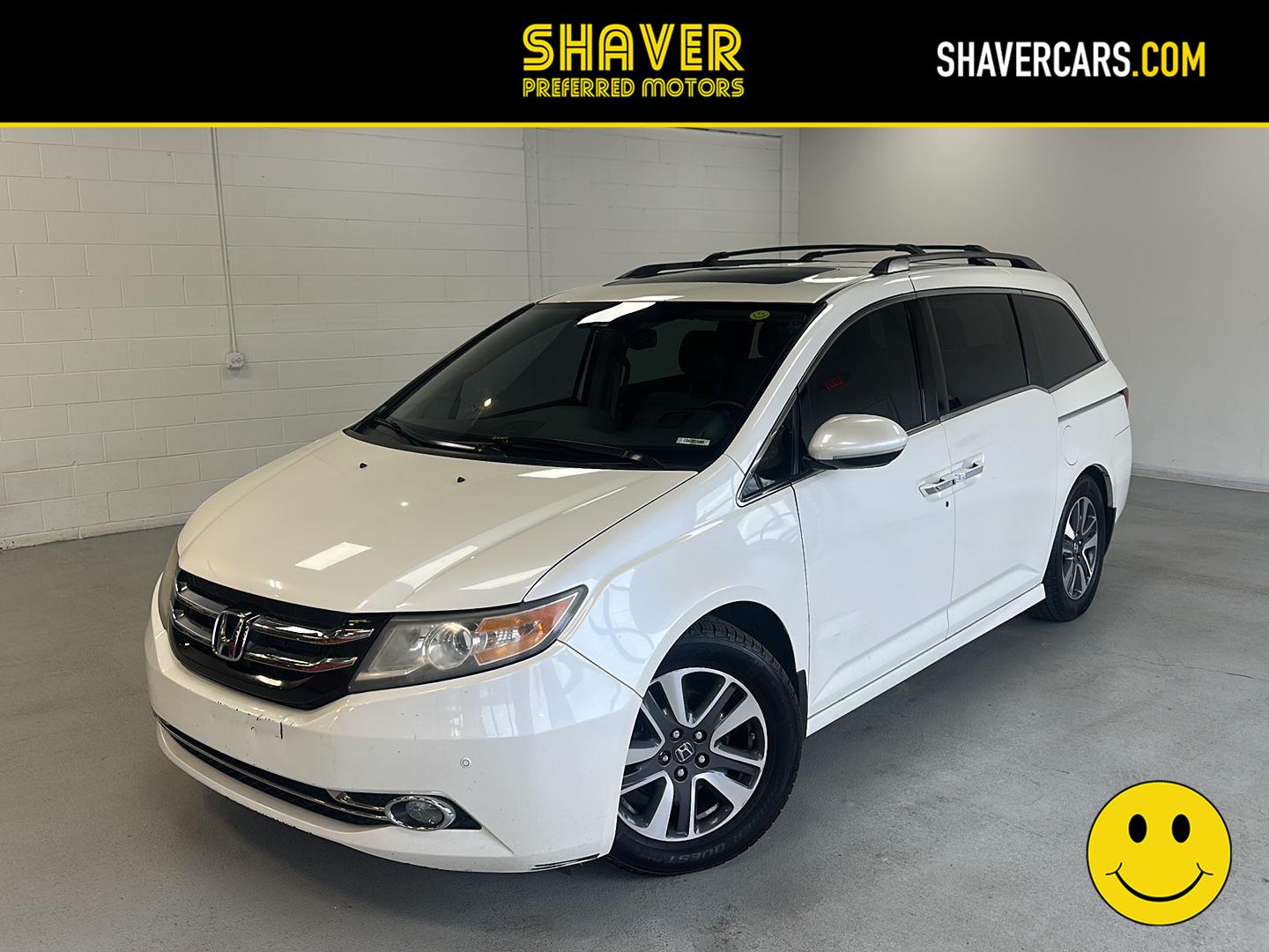 2016 Honda Odyssey Touring's photo