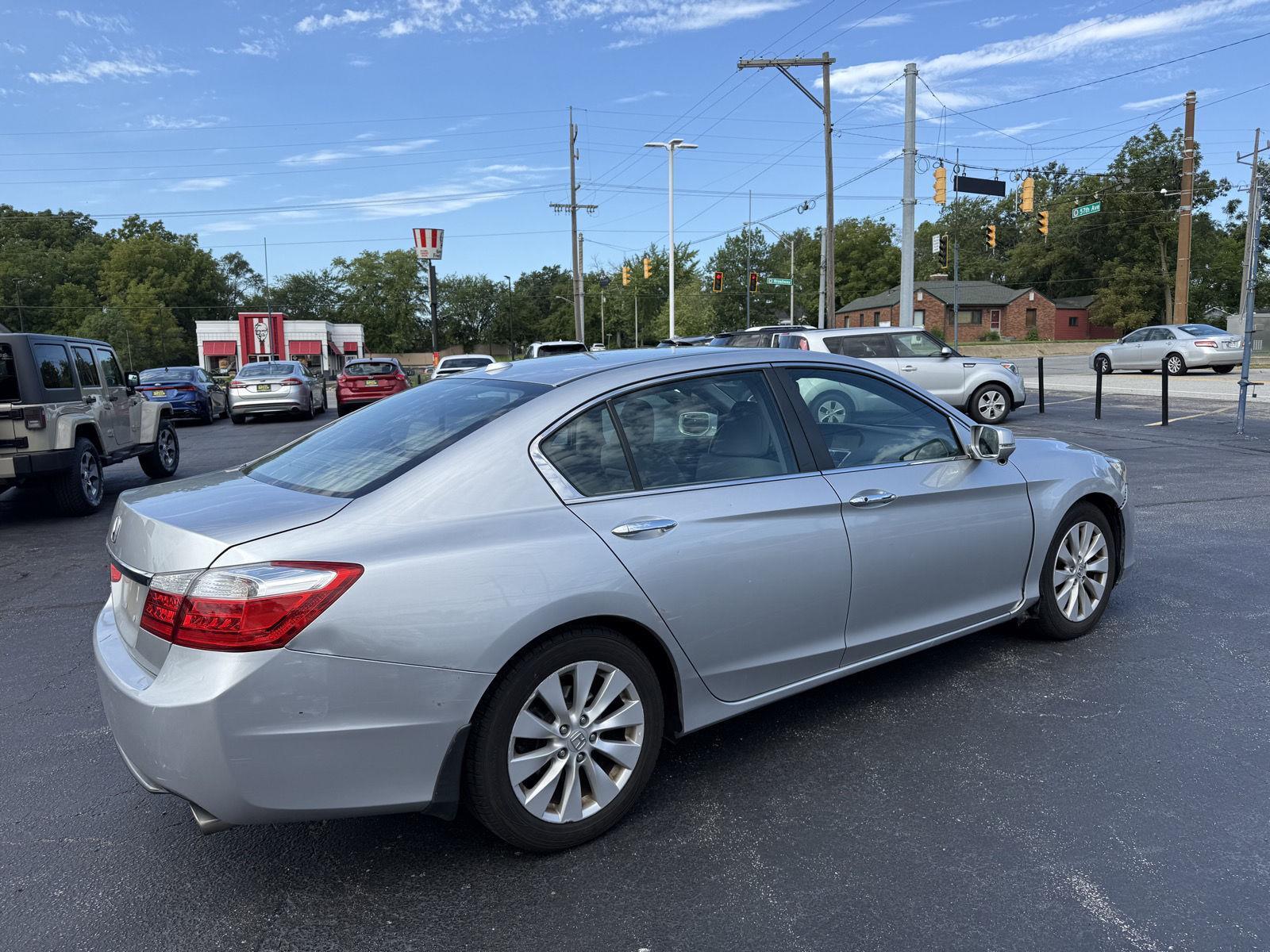 2013 Honda Accord EX-L photo 5