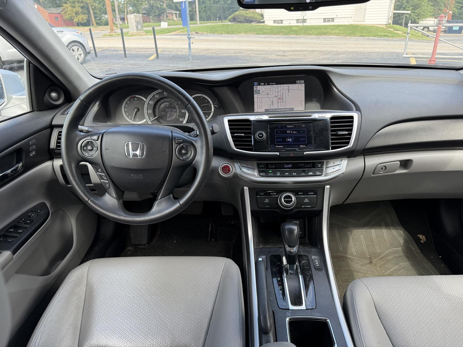 2013 Honda Accord EX-L photo 12