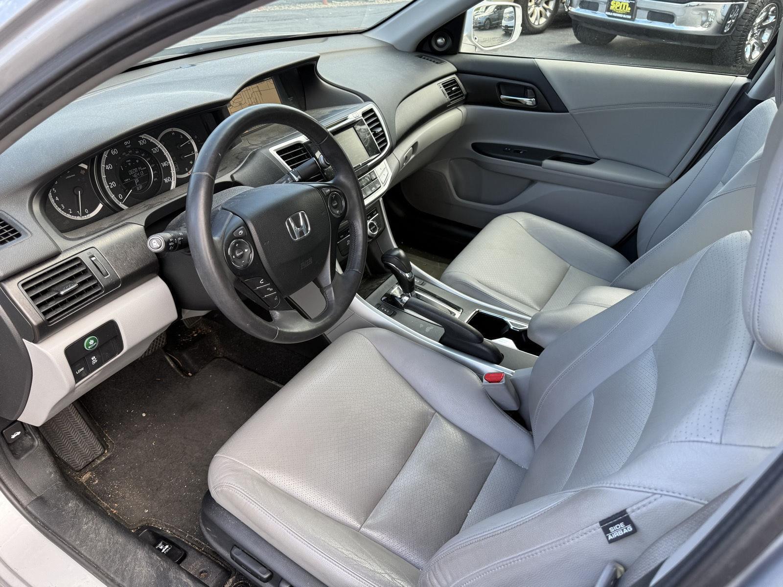 2013 Honda Accord EX-L photo 13