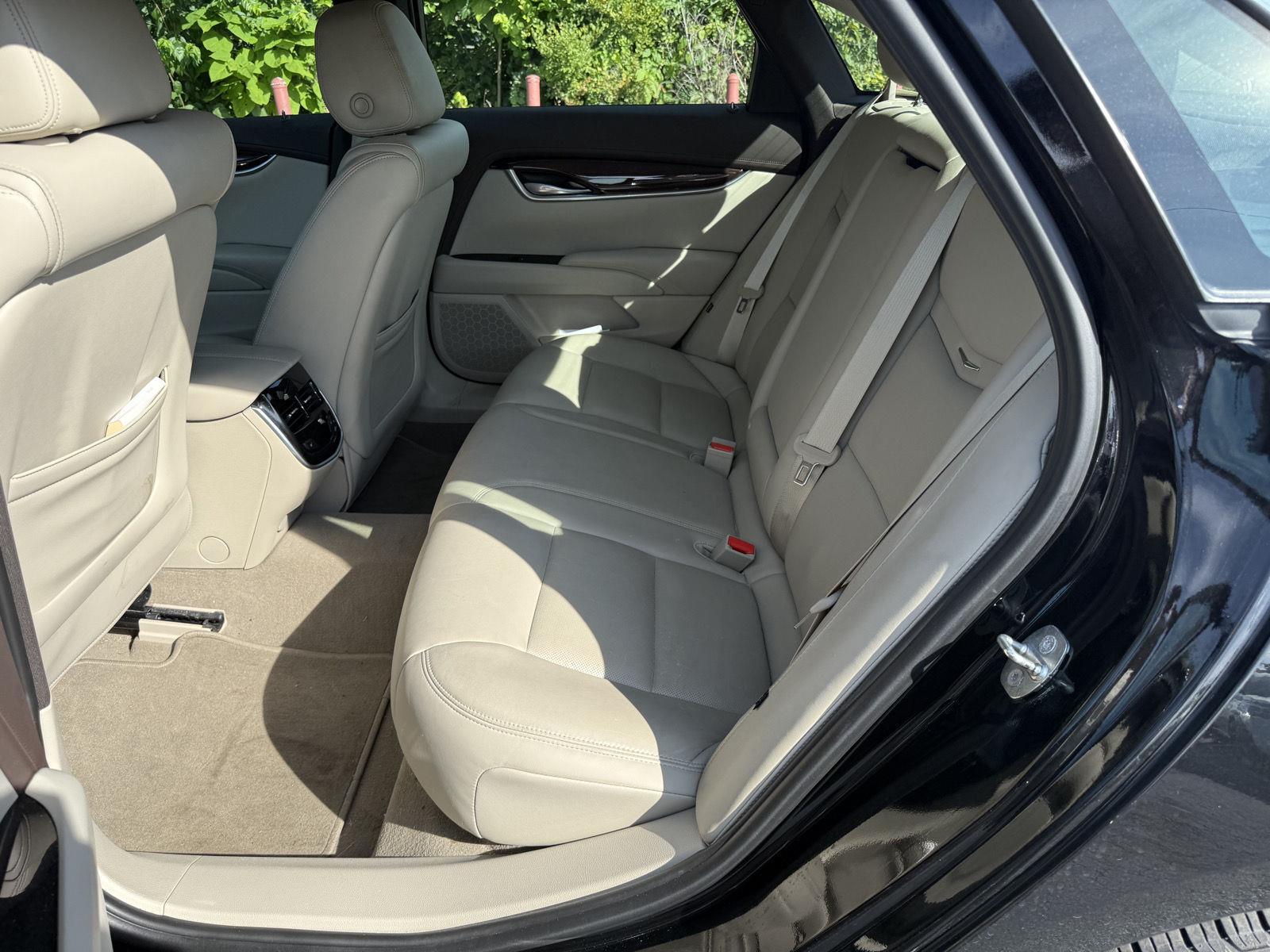 2017 Cadillac XTS Luxury photo 9