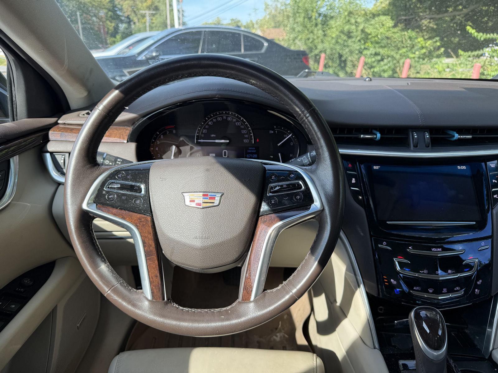 2017 Cadillac XTS Luxury photo 11