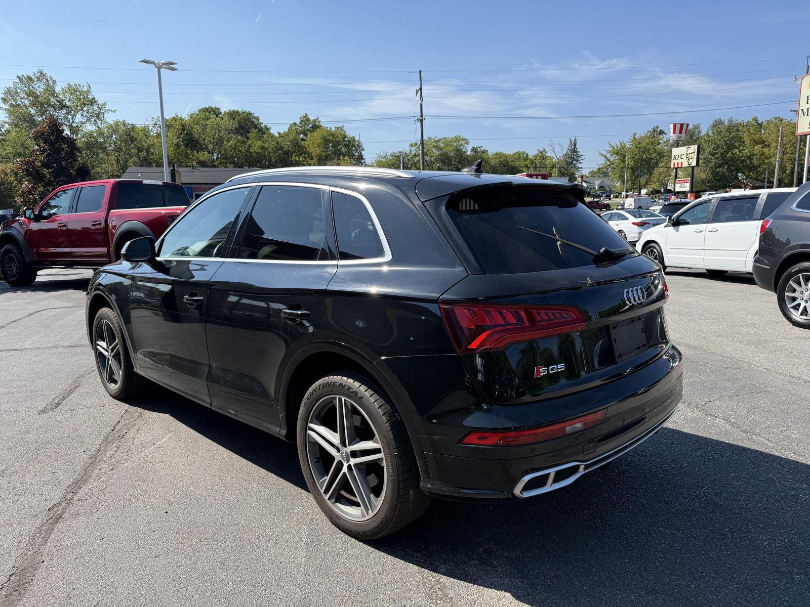 2018 Audi SQ5 Premium Plus photo 3
