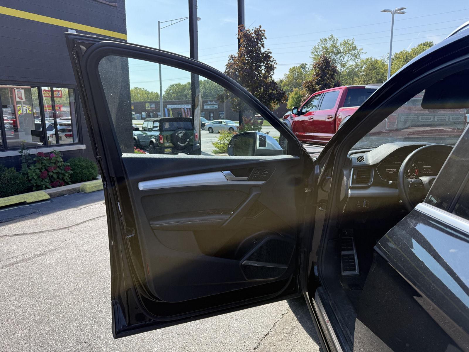 2018 Audi SQ5 Premium Plus photo 12
