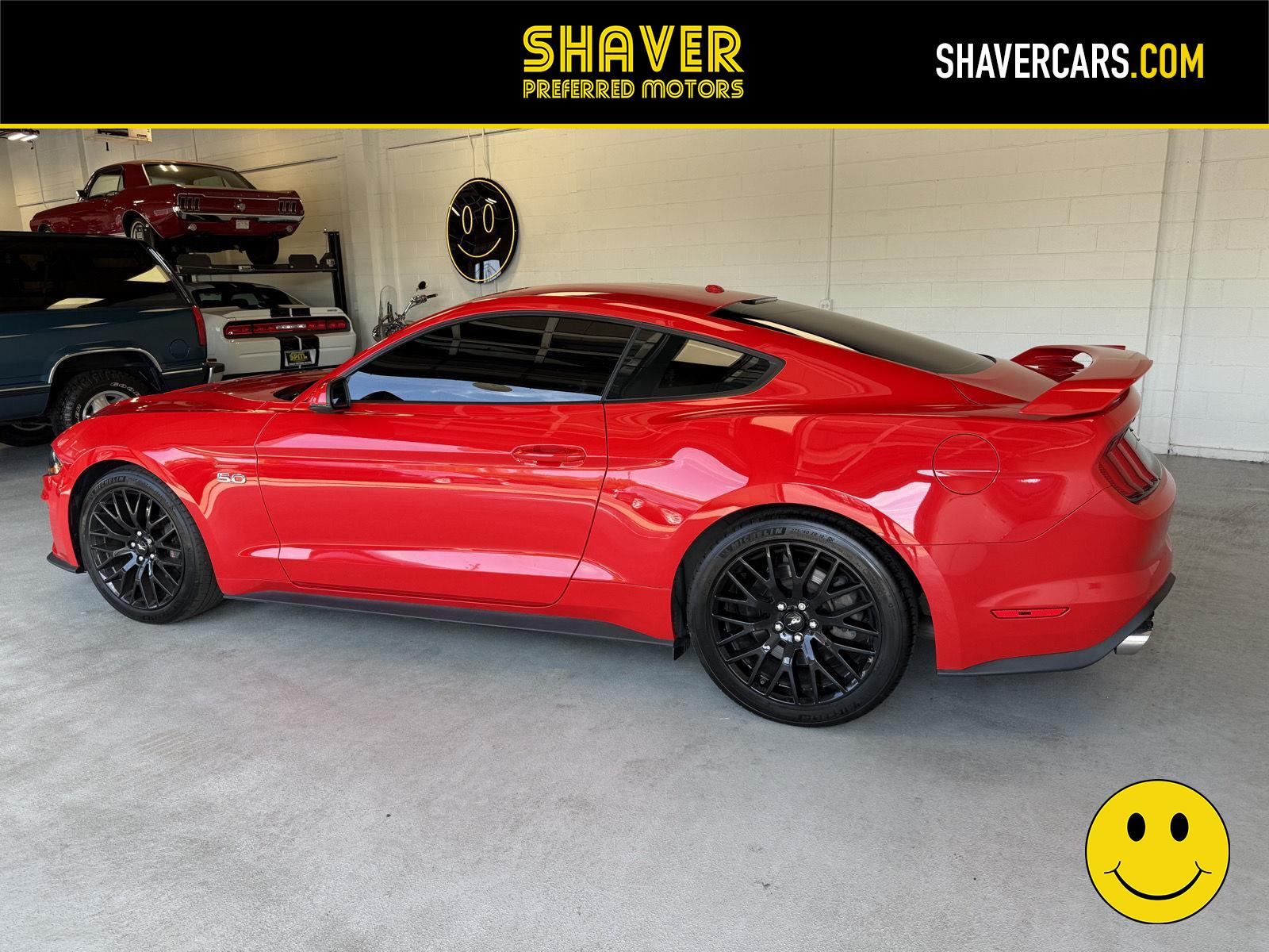 2019 Ford Mustang GT Premium photo 11