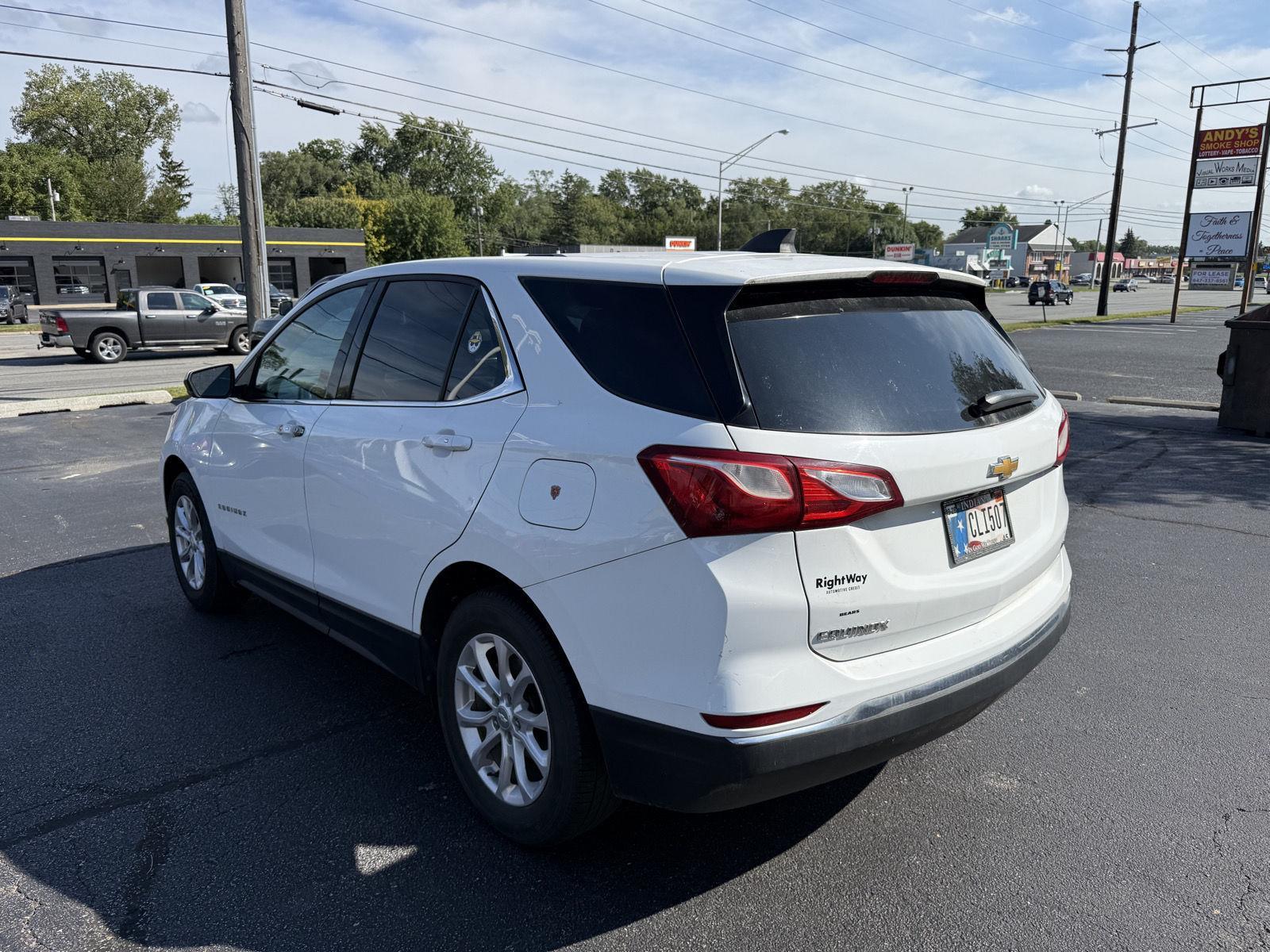 2018 Chevrolet Equinox LT photo 4