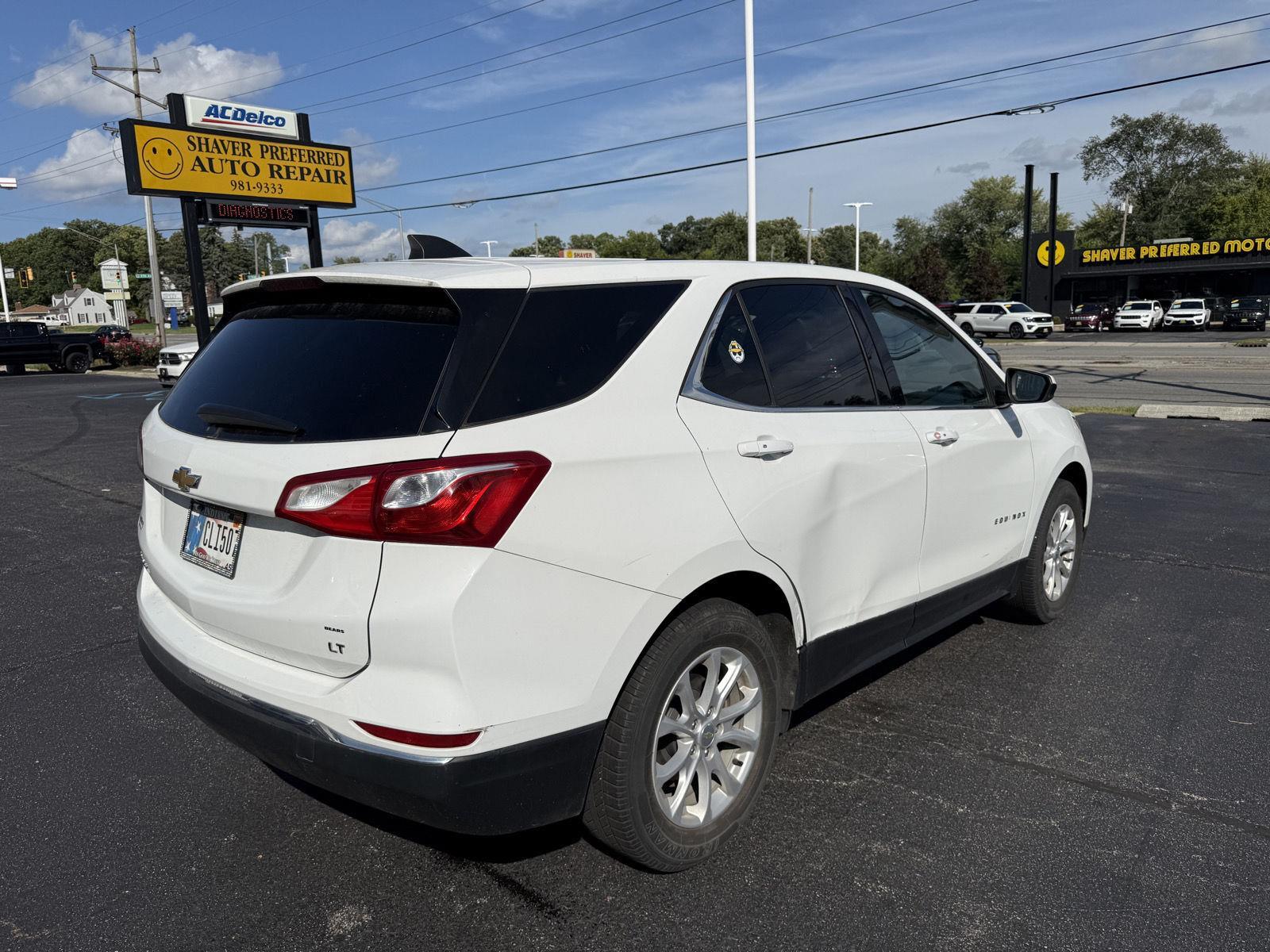 2018 Chevrolet Equinox LT photo 6