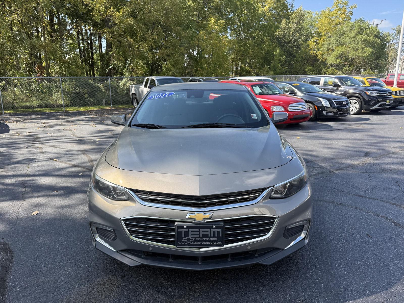 2017 Chevrolet Malibu 1LT photo 8