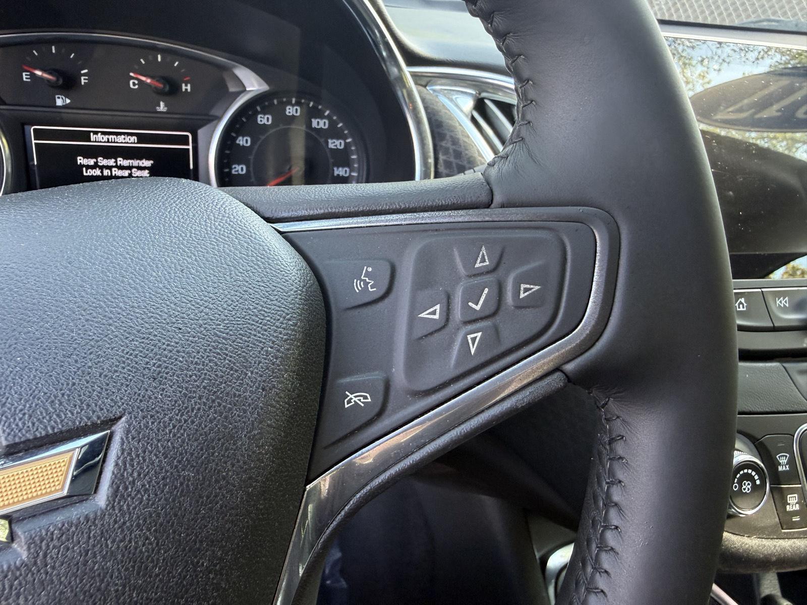 2017 Chevrolet Malibu 1LT photo 20