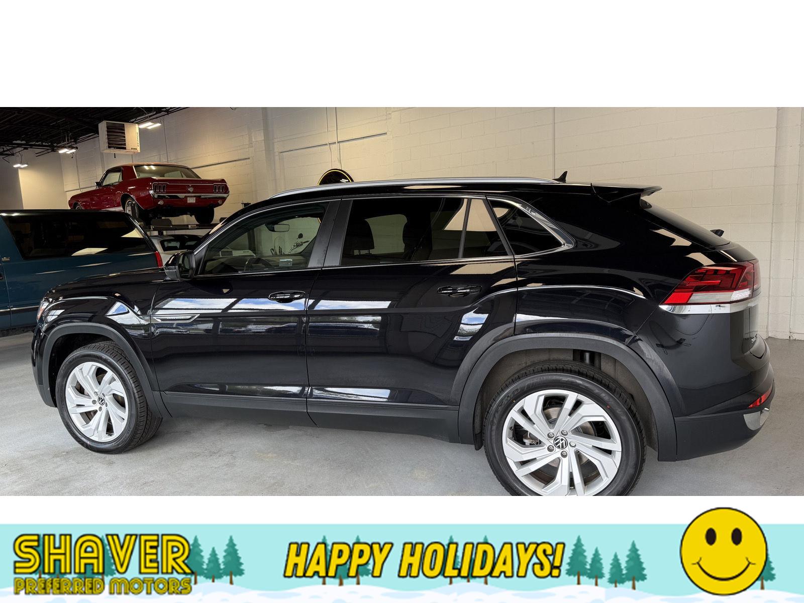 2020 Volkswagen Atlas Cross Sport V6 SEL photo 4