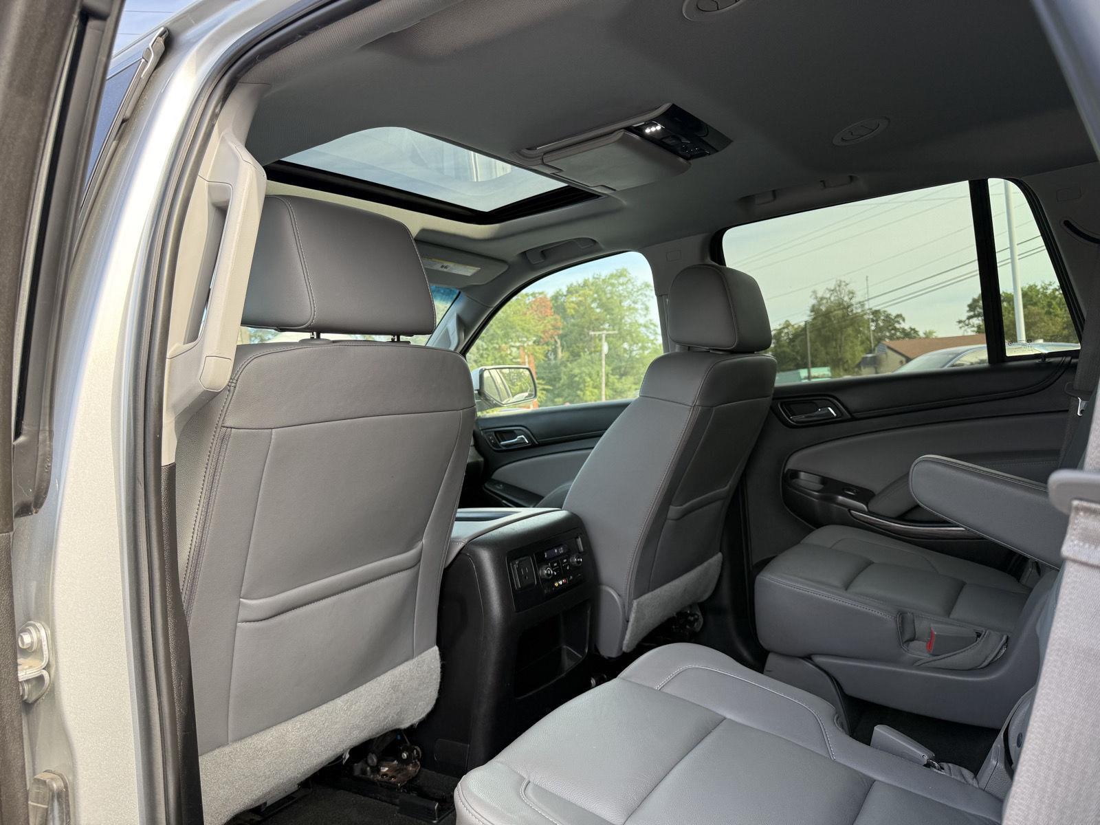2020 Chevrolet Tahoe LT photo 32