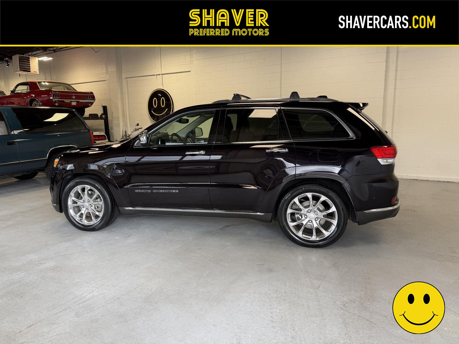 2020 Jeep Grand Cherokee Summit photo 3