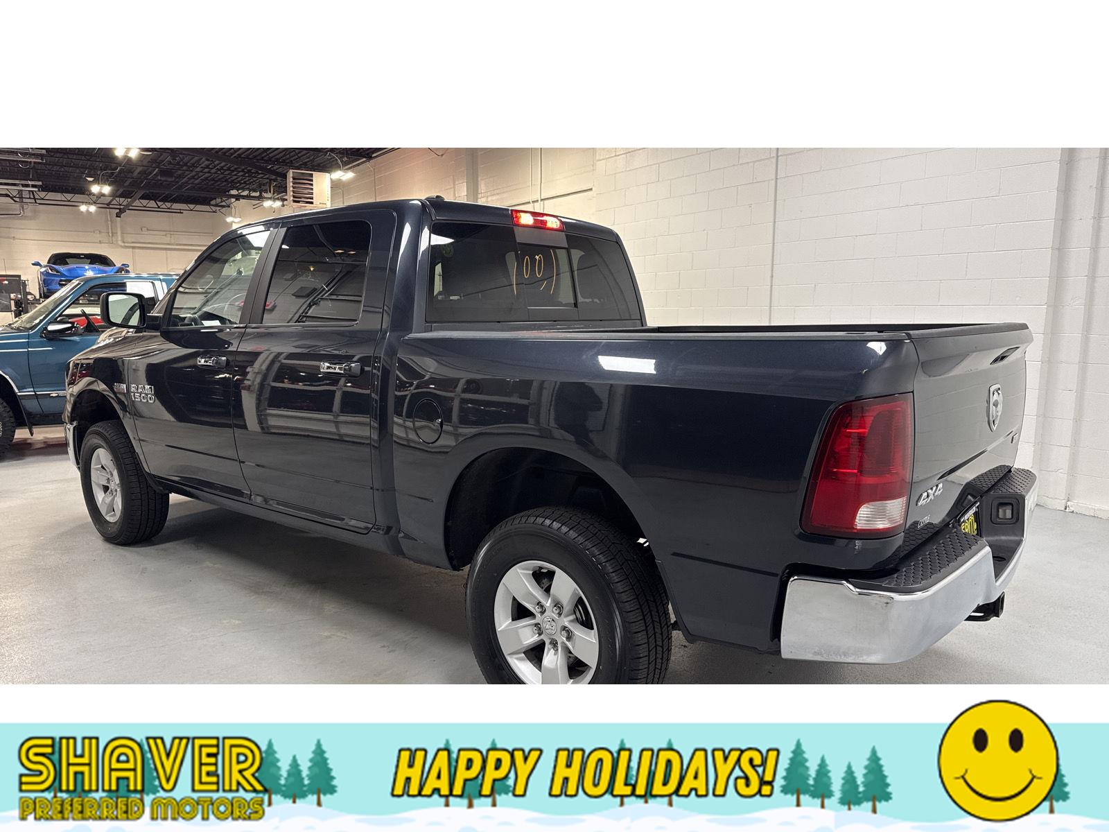 2018 Ram 1500 SLT photo 3