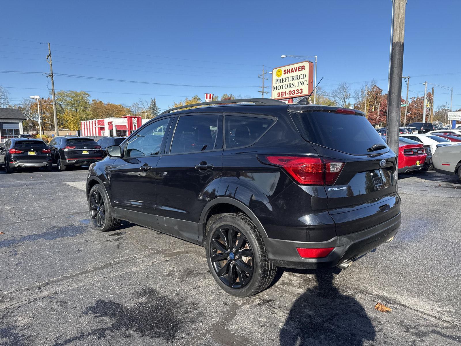 2018 Ford Escape Titanium photo 3