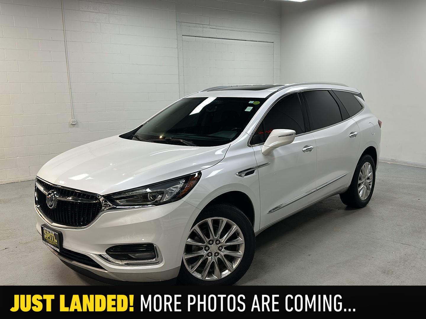2020 Buick Enclave Essence's photo