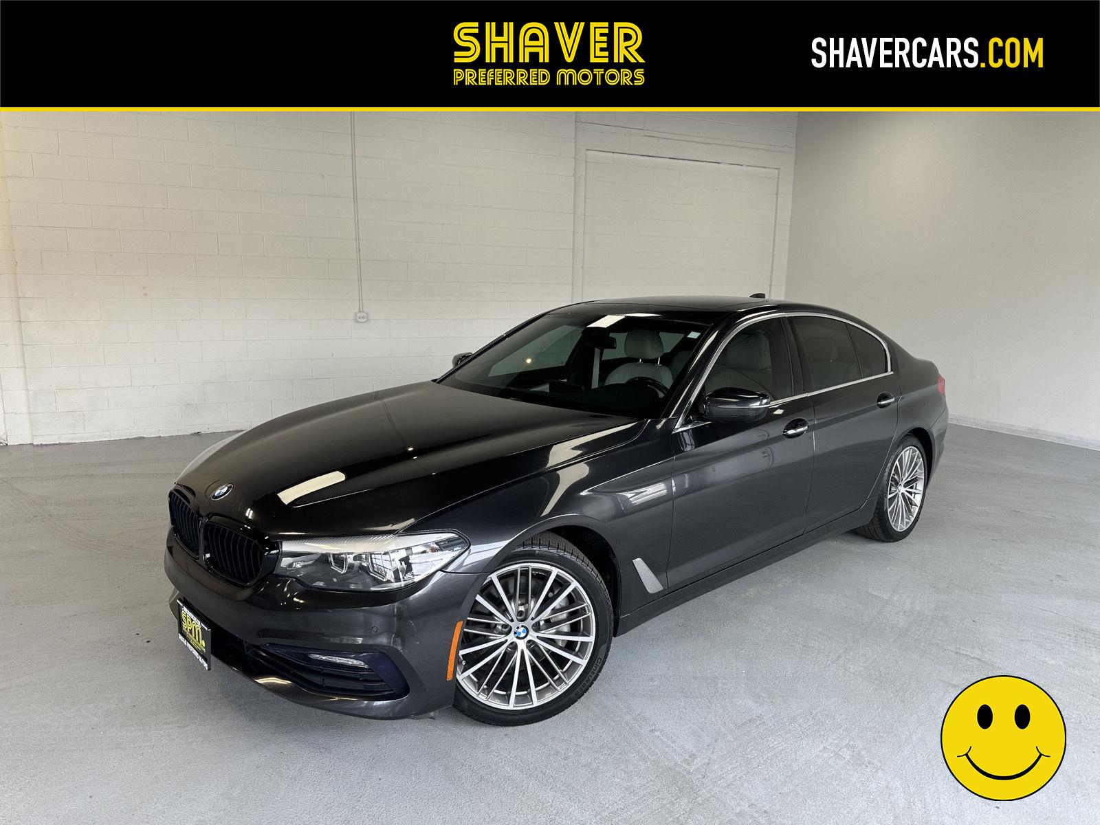 2017 BMW 5 Series 530i xDrive Sedan's photo