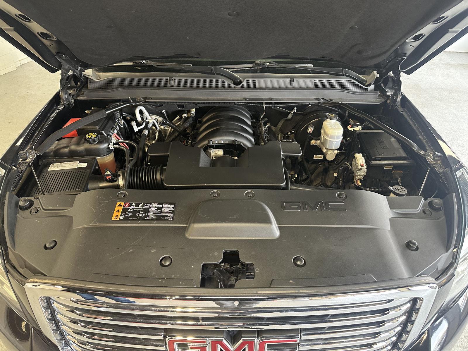 2020 GMC Yukon XL SLT - Photo 11