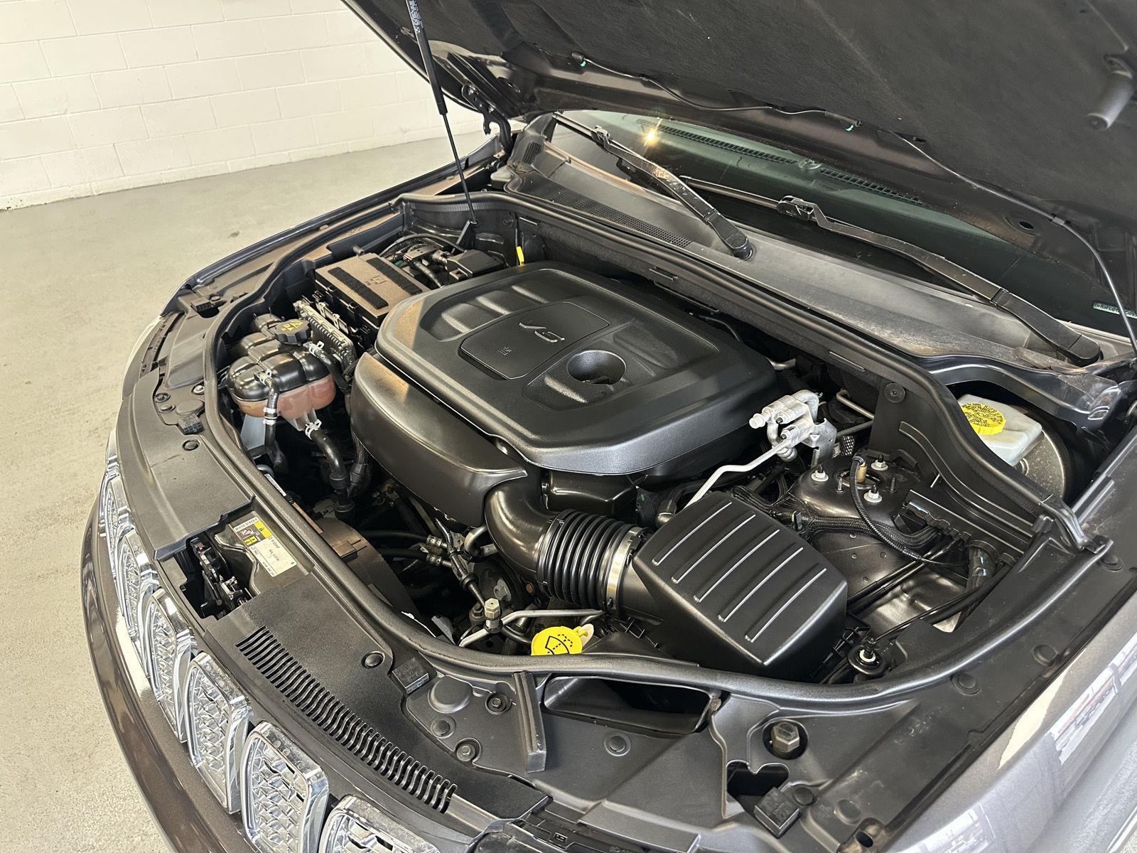 2019 Jeep Grand Cherokee Overland - Photo 12
