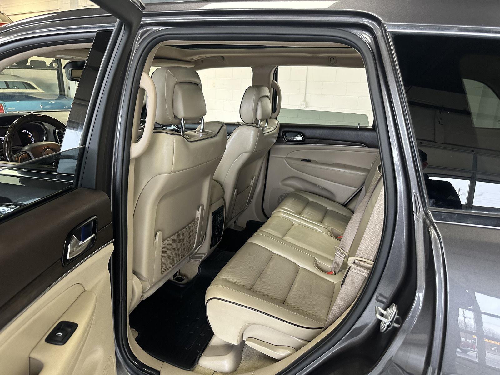 2019 Jeep Grand Cherokee Overland - Photo 23