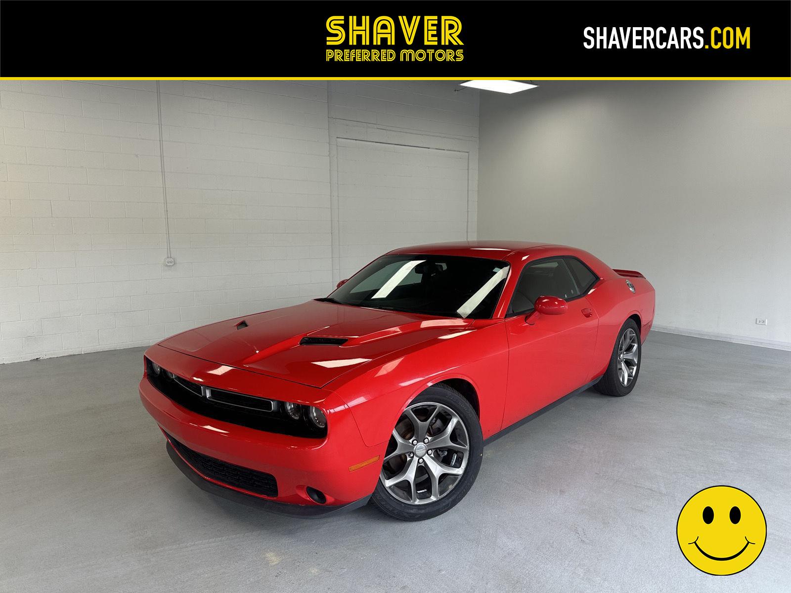 2015 Dodge Challenger SXT's photo