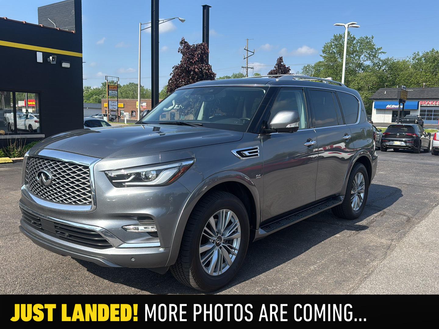 2018 INFINITI QX80 4WD's photo