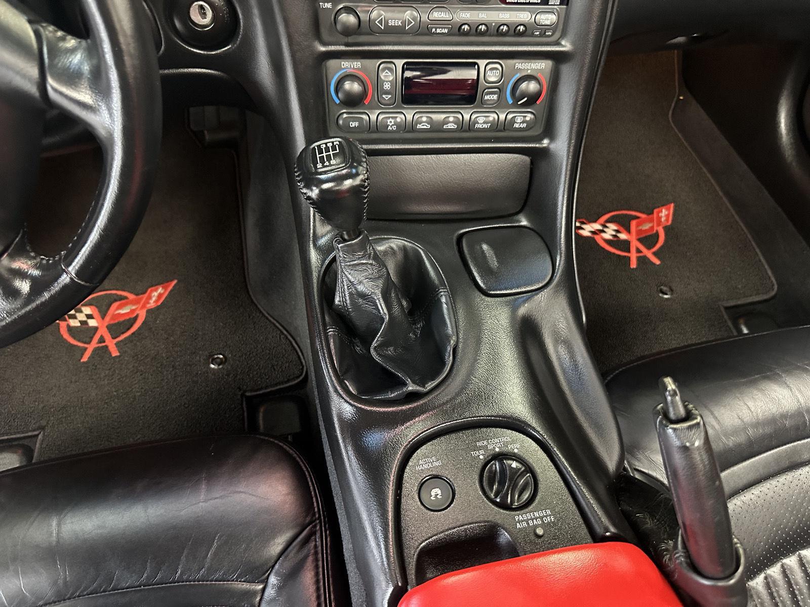 2002 Chevrolet Corvette Base - Photo 21