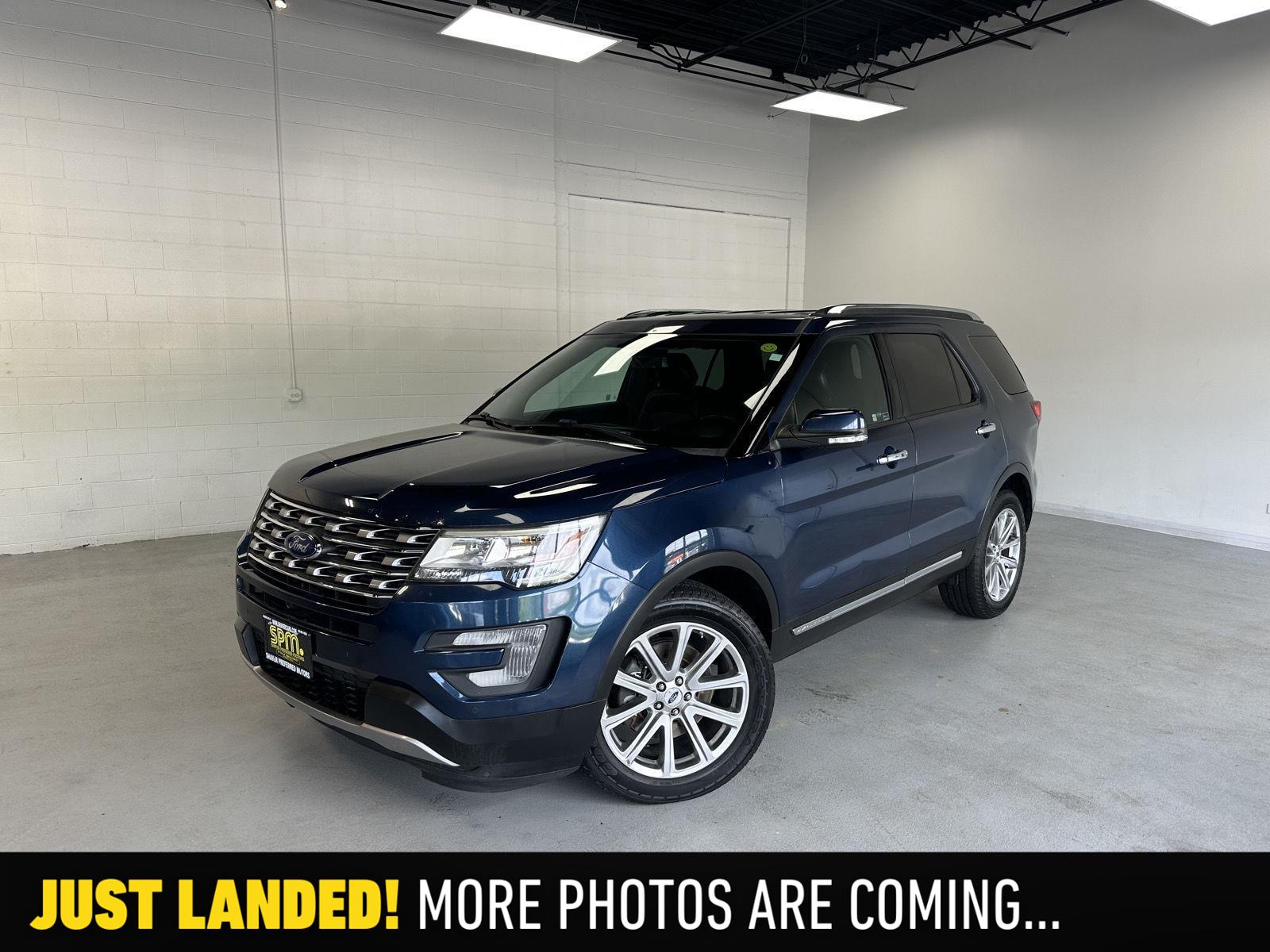 2017 Ford Explorer Limited 4WD's photo
