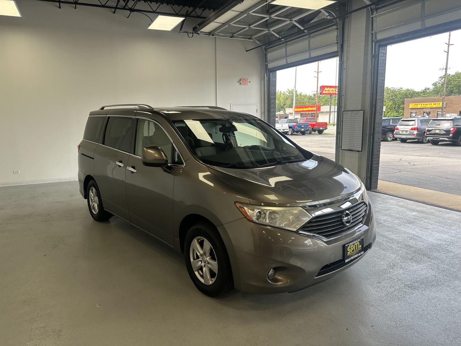 2016 Nissan Quest 8